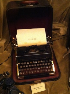 twilight_zone_thing_about_machines_typewriter